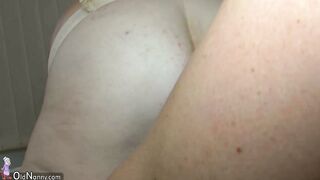 Two fat lesbiens with big boobs