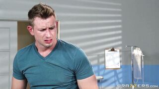 Brunette doctor Jessica Jaymes sucks her patient's cock off