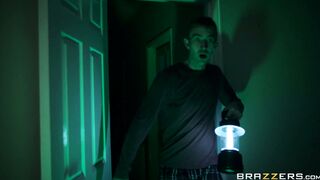 Blonde mummy Elicia Solis woken up from slumber and hungry for dick