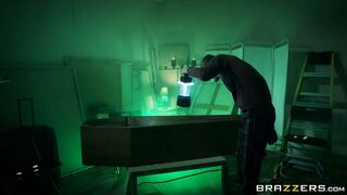 Blonde mummy Elicia Solis woken up from slumber and hungry for dick