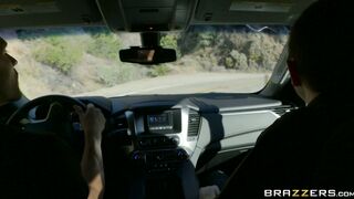 Hitchhiking blonde Kissa Sins picked up by cops on the highway