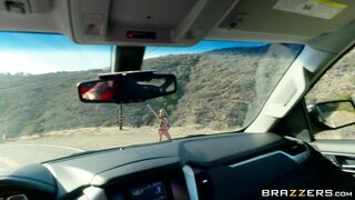 Hitchhiking blonde Chloe Amour finds a horny stranger to ride with