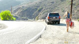 Hitchhiking blonde Chloe Amour finds a horny stranger to ride with