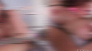 Sexy babe Karmen Karma sucks big dick in bed