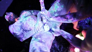 Dana DeArmond,Jada Stevens,Bella Danger &Karlee Grey florescent lesbos