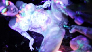 Dana DeArmond,Jada Stevens,Bella Danger &Karlee Grey florescent lesbos