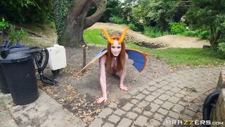 Cosplay redhead Ella Hughes sucks dick of Pokemon GO player