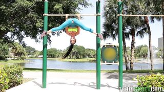 Sporty babe Cyrstal Rae teasing in ripped leggings in public