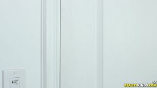 Phoenix Marie is flexing her body in a sexy manner