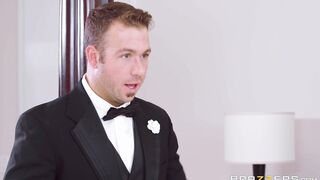 Redhead Lennox Luxe is masturbating in her wedding dress