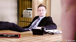 Karlee Grey, Alexis Adams and Jessie Lynne have sex