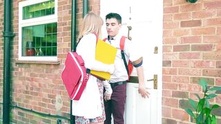 Jenny Diamond seduces her friend from school with her body