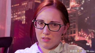 Italian hottie Valentina Nappi is sucking the hard pecker