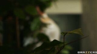 Smoking hot babe Aletta Ocean preparing herself for a sexy rub down