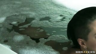 Sexy teen chick with a perfect ass Christy Mack relaxing in the hot tube