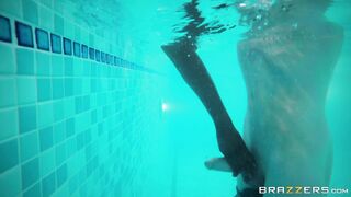 British MILF Jasmine Webb strokes Jordi's pecker in the pool