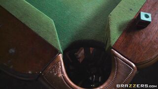 Cuban mom Luna Star plays billiard and seduces the guy