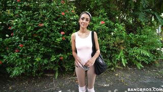 Amateur Ariana Aimes flashes her nice boobs outdoors