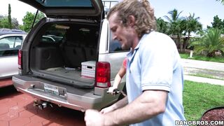 Aubrey Sinclair worships the big dick with her mouth