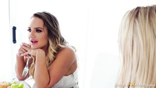 Alexis Lee, Cali Carter, Jessa Rhodes and Kerian Lee