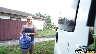 Blonde Paris Knight flashes her big boobs on the street