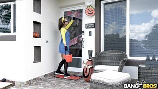 Evelin Stone gets surprise from Bruno