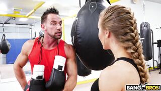 Nicole Aniston does sport exercises with Johnny Castle