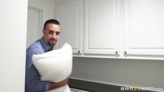 Babysitter Moriah Mills is going to be fucked by Keiran Lee