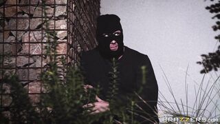 Ebony teen Sarah Banks masturbating in the shower