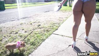 Rose Monroe demonstrates her desirable big butt outdoors