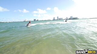 Kelsi Monroe demonstrates her big butt on the jet ski