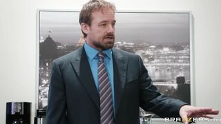 Isiah Maxwell getting seduced by hot slut Abigail Mac