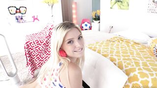 Blonde cuite Giselle Palmer got her round ass fucked