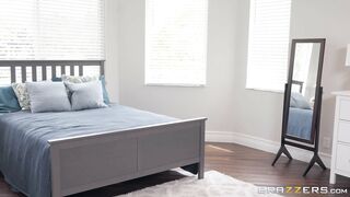 Lena Paul met delivery guy Jmac and seduced him