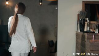 Ashleigh Devere spread legs and got her slit licked