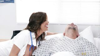Alexis Fawx gives blowjob to Keiran Lee in the hospital
