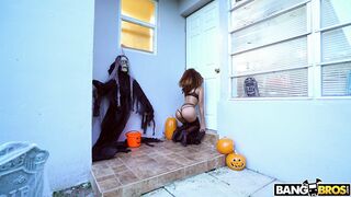 Cute witch Cecilia Lion came to Jmac's house