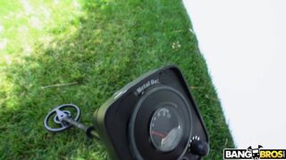 MILF Angela White gets her ass explored