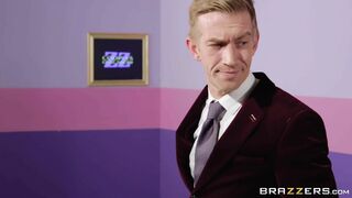 French Liza Del Sierra is sucking the big cock