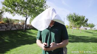 MILF Eva Notty caught the guy to fuck