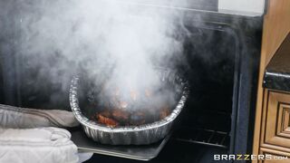 Housewife Kendra Lust is going to fuck the delivery man