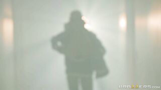 Nicolette Shea came to rescue young guy and caught him jerking