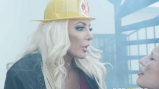 Nicolette Shea came to rescue young guy and caught him jerking