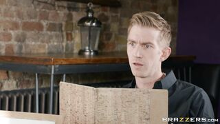 Hot MILF Georgie Lyall gives masterful blowjob