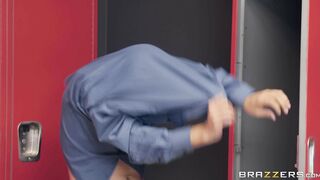 Katana Kombat met Ricky Spanish in the locker room