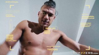 Latina mom Lela Star gets her pussy railed