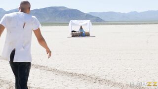 Nicole Aniston met Xander Corvus in the desert