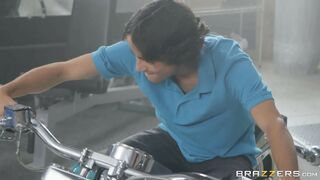 Sally D'Angelo caught the guy on her bike