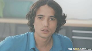 Sally D'Angelo caught the guy on her bike