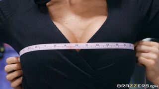 Mom Reagan Foxx gets her big boobs worshipped by Tyler Nixon